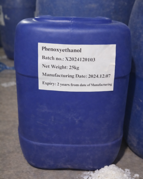 Phenoxyethanol